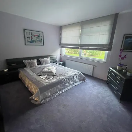 Апартаменти Auksines Kopos Apartamentai Паланга